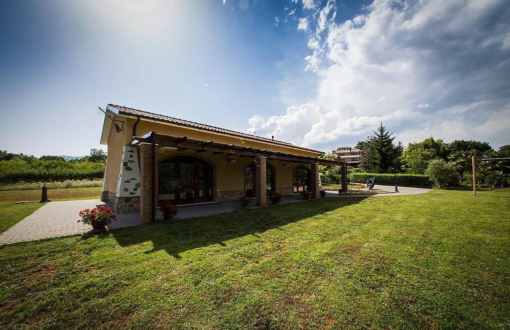 Villa La Dolce Mela Buonabitacolo Exterior foto