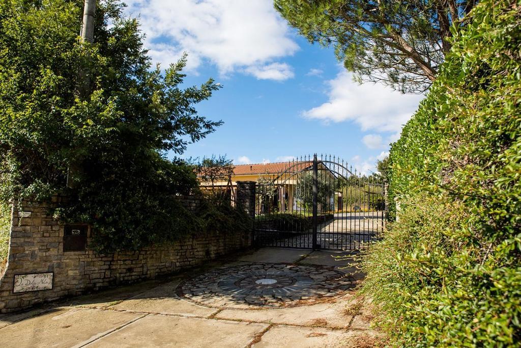 Villa La Dolce Mela Buonabitacolo Exterior foto