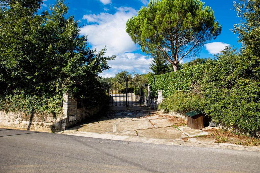 Villa La Dolce Mela Buonabitacolo Exterior foto